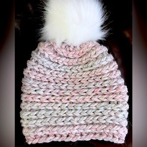 🎄What you need for Christmas-the most popular beanie in ash and pink handmade